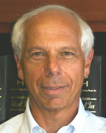 Howard J.    Levine