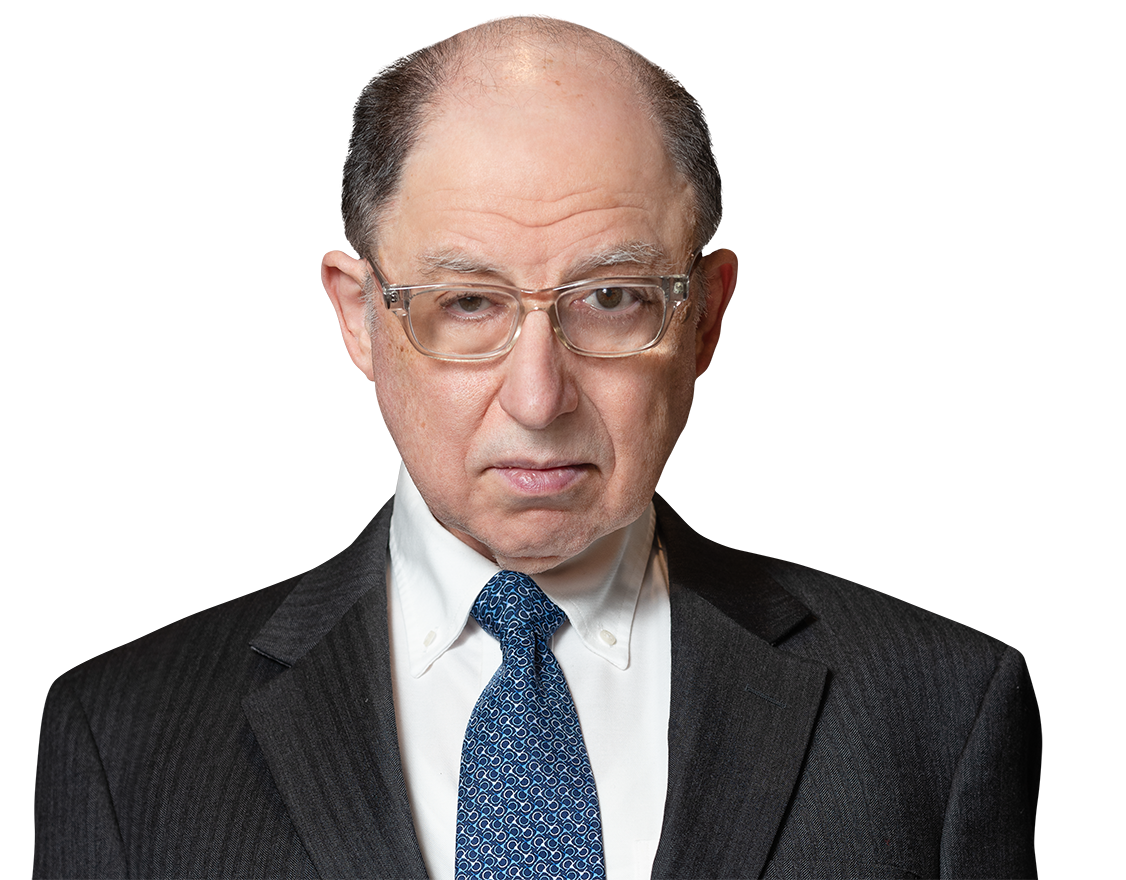 Elliot Pisem headshot photo